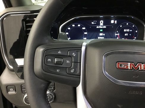 Used 2022 GMC Sierra 1500 Elevation image 14