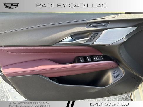 Used 2023 Cadillac CT4 V w/ LPO, ONYX Package image 16