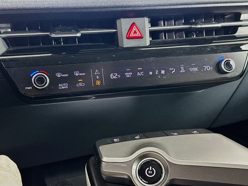 Used 2023 Kia EV6 Wind image 24