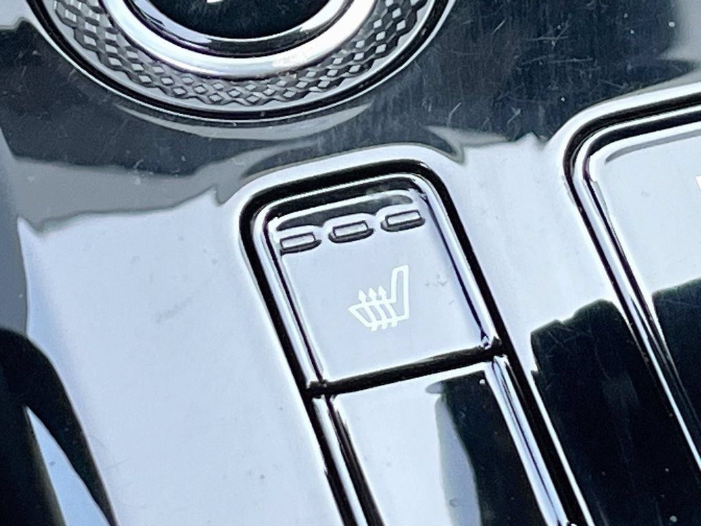 Certified 2024 Kia Niro EX Touring FWD image 26