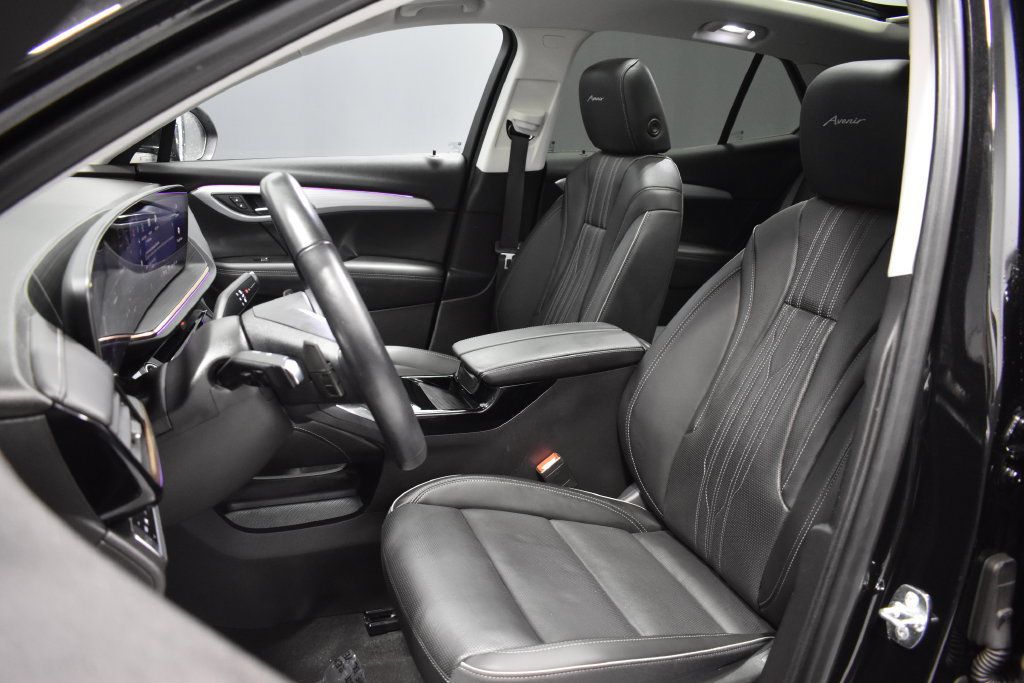 Used 2024 Buick Envision Avenir AWD/4WD image 5