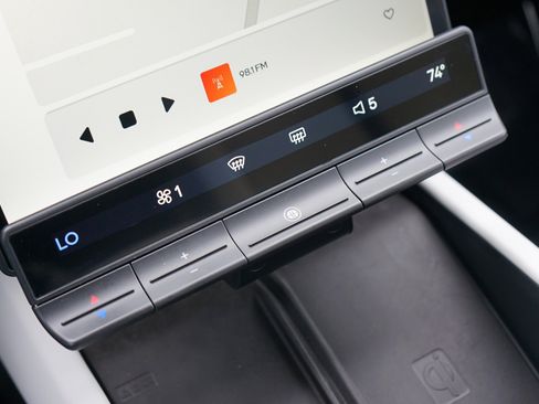 Used 2023 Fisker Ocean One image 37