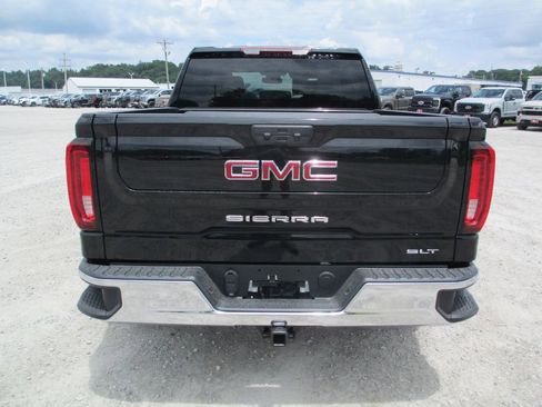 New 2026 GMC Sierra 1500 SLT w/ SLT Premium Package AWD/4WD image 5