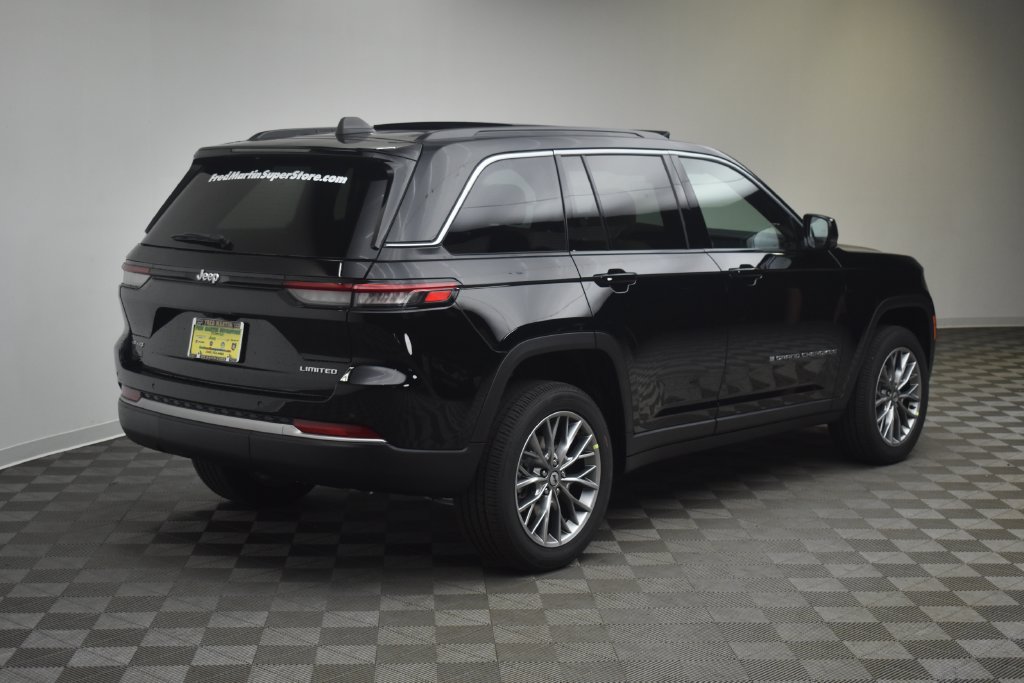 New 2027 Jeep Grand Cherokee Limited AWD/4WD image 8