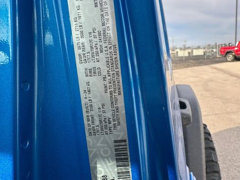 Used 2024 Jeep Wrangler Unlimited Rubicon w/ Dual Top Group image 12