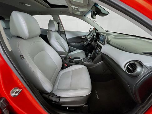 Used 2019 Hyundai Kona Limited image 30