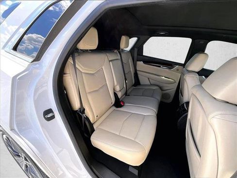 Used 2018 Cadillac XT5 Premium Luxury w/ Advanced Security Package FWD image 29