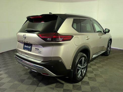 Certified 2022 Nissan Rogue Platinum w/ Head-Up Display Package AWD/4WD image 7