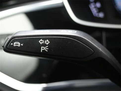 Used 2021 Audi Q3 2.0T Premium w/ Convenience Package image 29