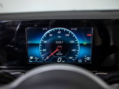 Used 2020 Mercedes-Benz GLB 250 4MATIC image 22