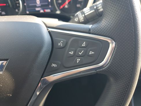 Used 2020 Chevrolet Equinox LT image 28