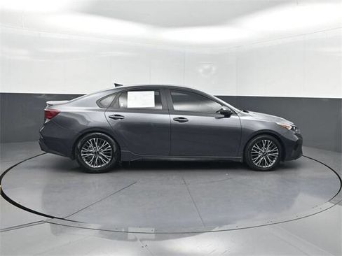 Used 2022 Kia Forte GT-Line w/ GT-Line Premium Package image 38