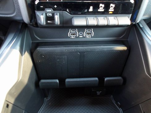 New 2025 RAM 1500 Laramie image 21