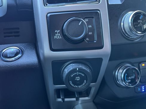 Used 2019 Ford F150 Lariat w/ Equipment Group 502A Luxury image 26