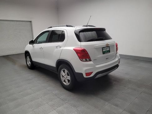 Used 2020 Chevrolet Trax LT w/ LT Convenience Package FWD image 5