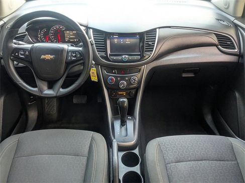 Used 2020 Chevrolet Trax LS w/ Tint and Cruise Package image 40