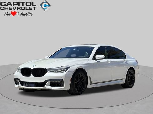 Used 2016 BMW 750i RWD image 1