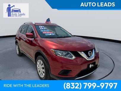 Used 2016 Nissan Rogue S w/ Appearance Package