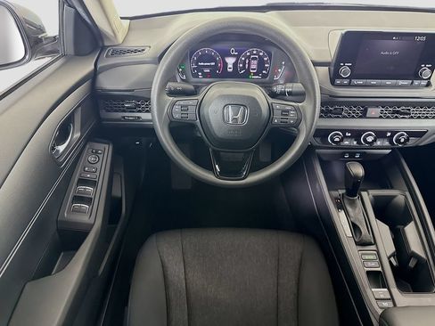 Certified 2025 Honda Accord LX image 10