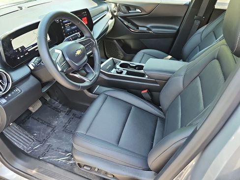 Used 2026 Chevrolet Equinox LT w/ Convenience Package II AWD/4WD image 19