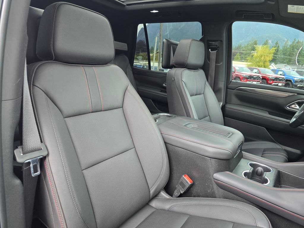 Used 2023 Chevrolet Tahoe RST w/ Luxury Package AWD/4WD image 12
