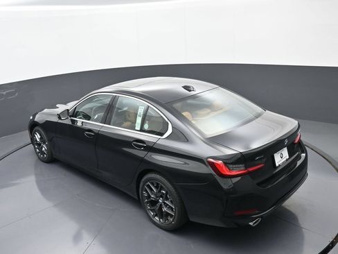 New 2026 BMW 330i xDrive Sedan w/ Convenience Package AWD/4WD image 33