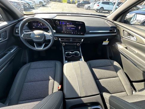 New 2026 Chevrolet Traverse LT w/ Sun and Wheel Package image 25