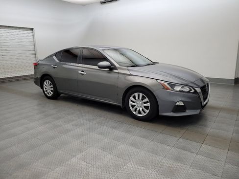 Used 2020 Nissan Altima 2.5 S FWD image 11