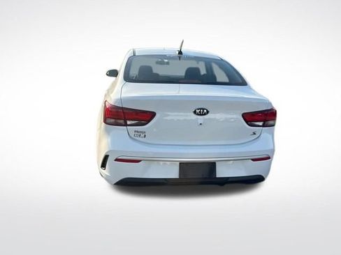 Used 2021 Kia Rio S image 4