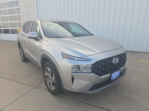 Used 2021 Hyundai Santa Fe SE AWD/4WD image 2