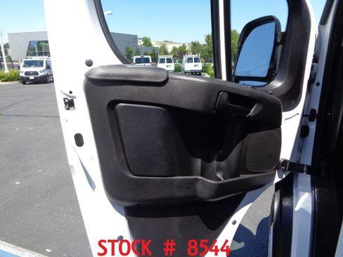 Used 2024 RAM ProMaster 2500 w/ Convenience Group FWD image 14