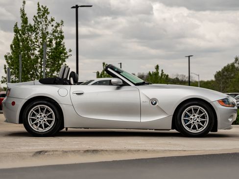 Used 2003 BMW Z4 2.5i RWD image 4