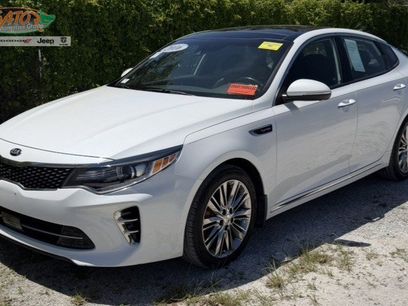 Used 2016 Kia Optima SX w/ Chrome Wheel Package
