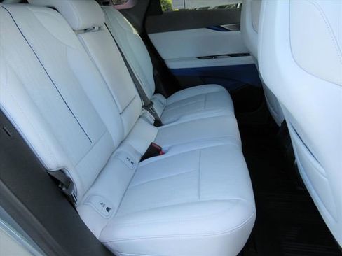 New 2026 Cadillac Optiq Sport 2 image 32