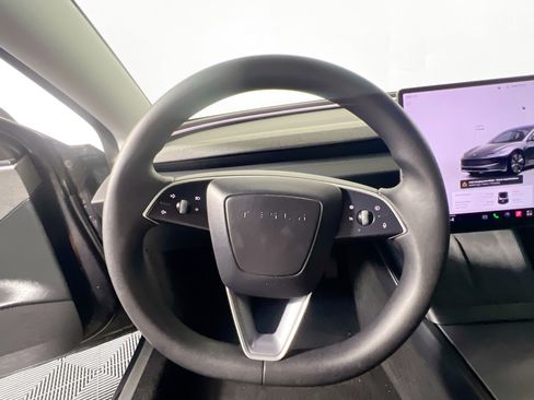 Used 2025 Tesla Model 3 Long Range RWD image 17