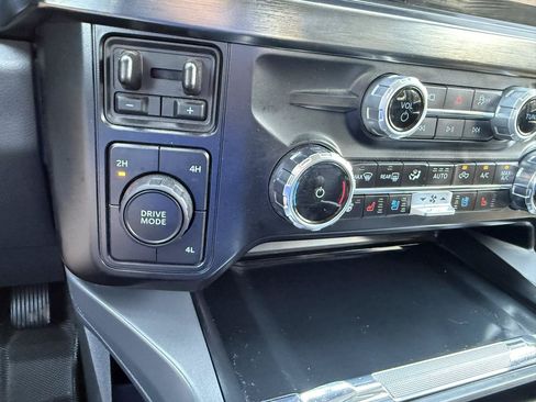 Used 2025 Ford F250 Lariat AWD/4WD image 36