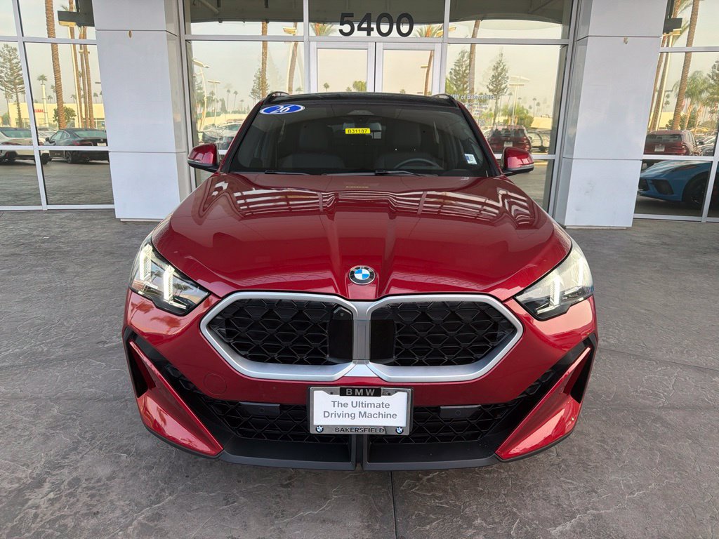 Used 2026 BMW X2 xDrive28i AWD/4WD image 2