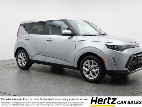 Used 2025 Kia Soul LX w/ LX Technology Package image 1