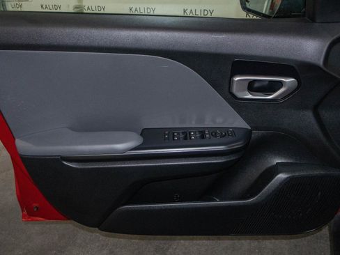 Used 2025 Kia K4 FWD image 10