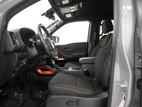 Used 2022 Nissan Frontier PRO-4X AWD/4WD image 23