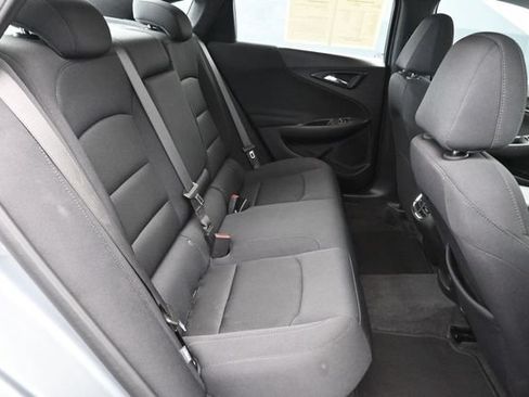 Used 2025 Chevrolet Malibu LT FWD image 29