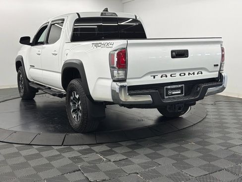 Used 2023 Toyota Tacoma TRD Off-Road AWD/4WD image 12