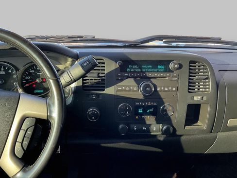 Used 2013 Chevrolet Silverado 1500 LT w/ All-Star Edition AWD/4WD image 6