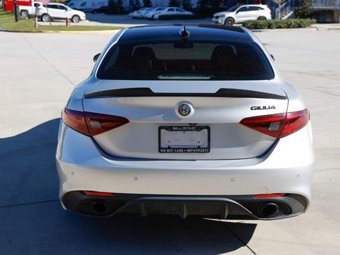 Used 2019 Alfa Romeo Giulia w/ Quick Order Package 22K Sport image 11