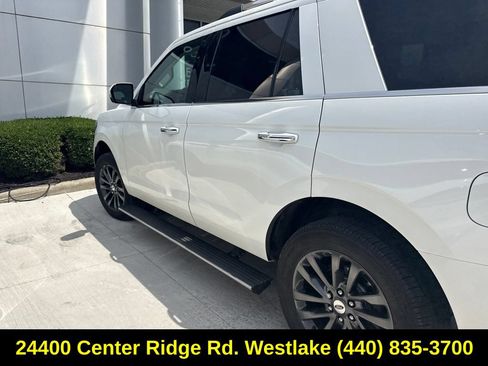 Used 2021 Ford Expedition Limited AWD/4WD image 19