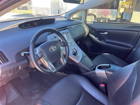 Used 2015 Toyota Prius Persona Series image 9