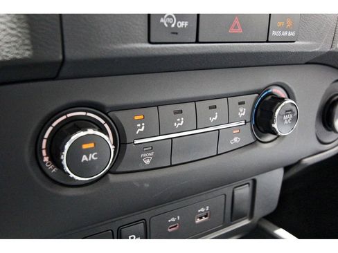 Certified 2024 Nissan Frontier SV w/ Technology Package image 22