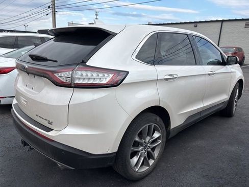 Used 2018 Ford Edge Titanium w/ Equipment Group 302A image 4