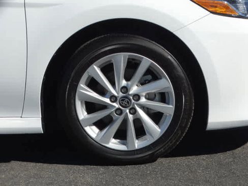 Used 2024 Toyota Camry LE image 8