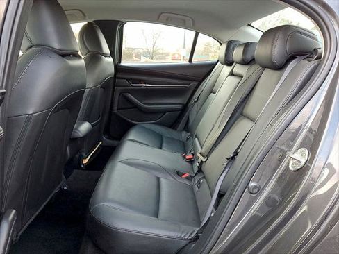 Used 2024 MAZDA MAZDA3 s image 19